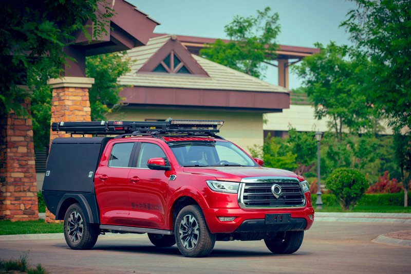 開著二炮去宿營什么感受？