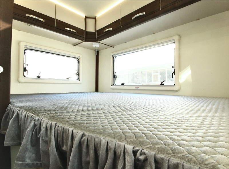 自由炮領(lǐng)銜，引爆成都房車展