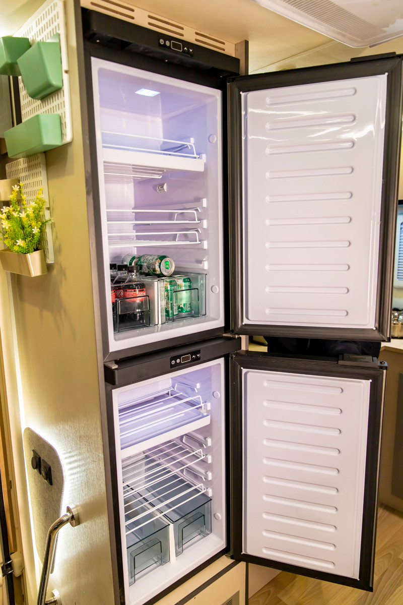 覽眾自由炮登陸上海汽車展長(zhǎng)城展臺(tái) 覽眾自由炮登陸上海汽車展長(zhǎng)城展臺(tái)