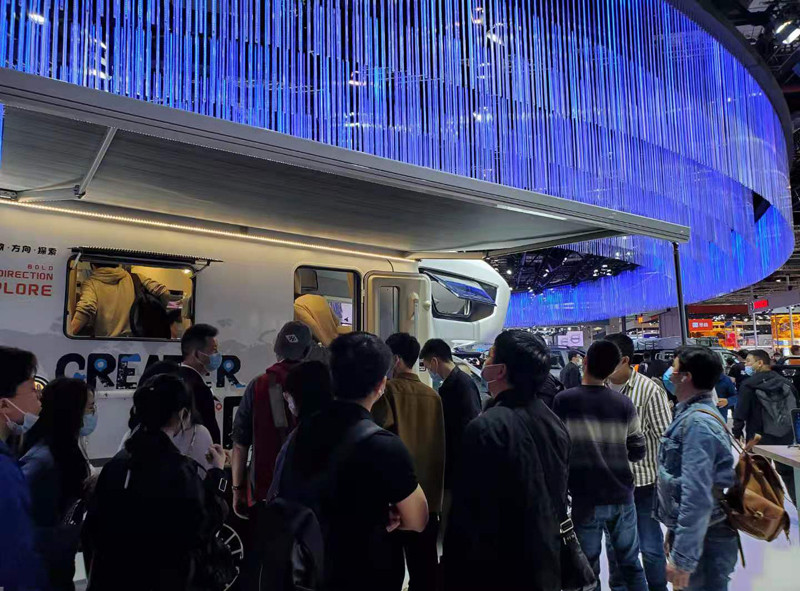 覽眾自由炮登陸上海汽車展長(zhǎng)城展臺(tái) 覽眾自由炮登陸上海汽車展長(zhǎng)城展臺(tái)