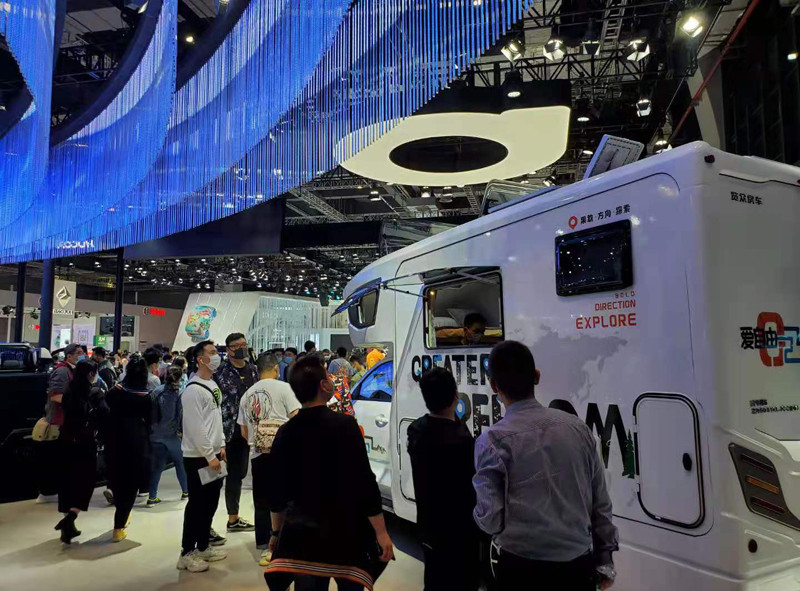 覽眾自由炮登陸上海汽車展長(zhǎng)城展臺(tái) 覽眾自由炮登陸上海汽車展長(zhǎng)城展臺(tái)