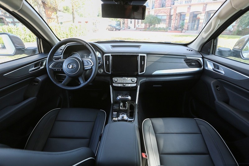 C本就能開，新款時(shí)尚越野房車，動力沒得說