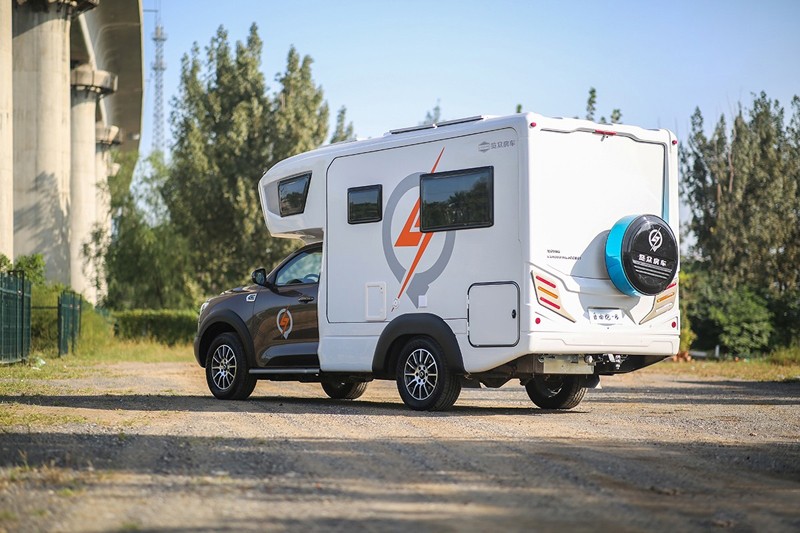 自由炮，用車輪帶你丈量世界