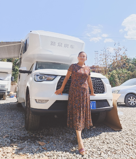 生如逆旅，一車(chē)以航：自駕游100多個(gè)城市 后半生為自己而活 58歲阿姨的逐夢(mèng)之旅